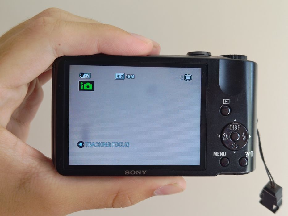 Sony DSC-H70 16.1 mp 10x zoom optic