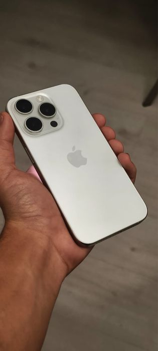Apple 15 pro sim+esim