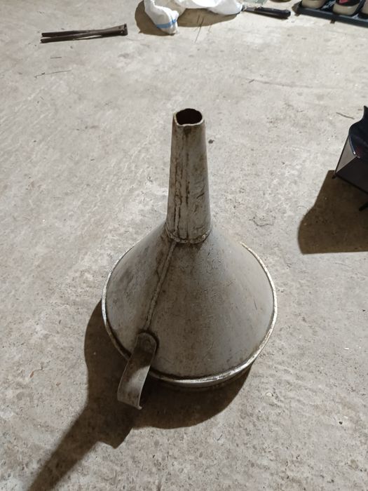 Pal ie aluminiu foarte mare