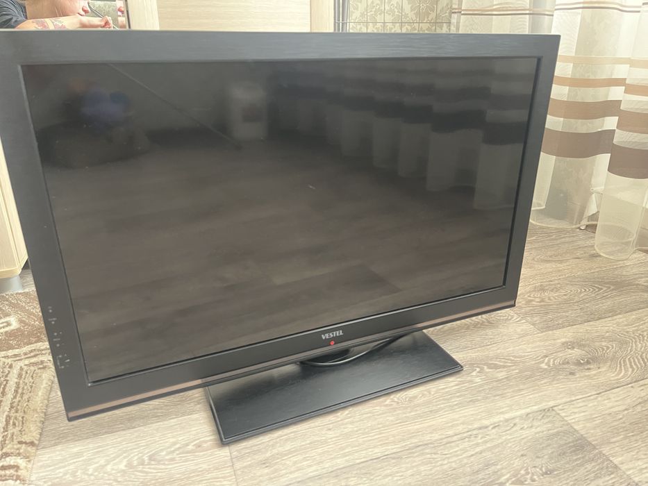 Продаю телевизор