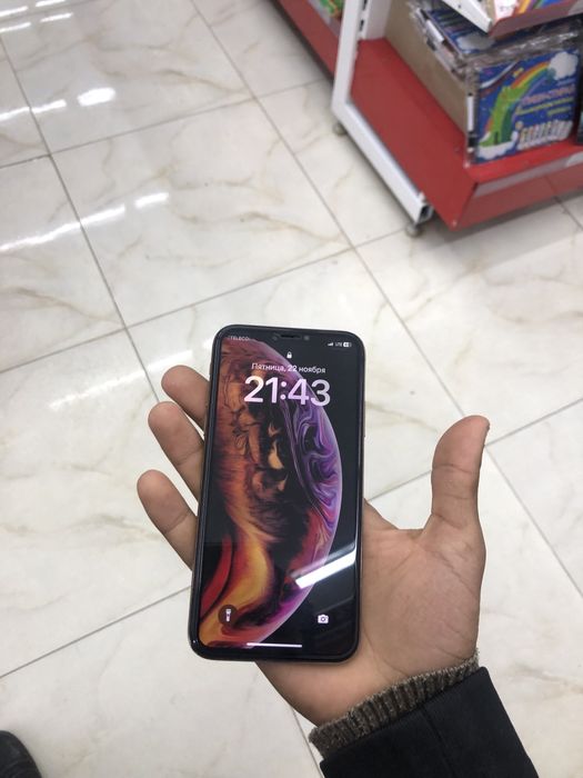 Iphone Xs Gold sotiladi