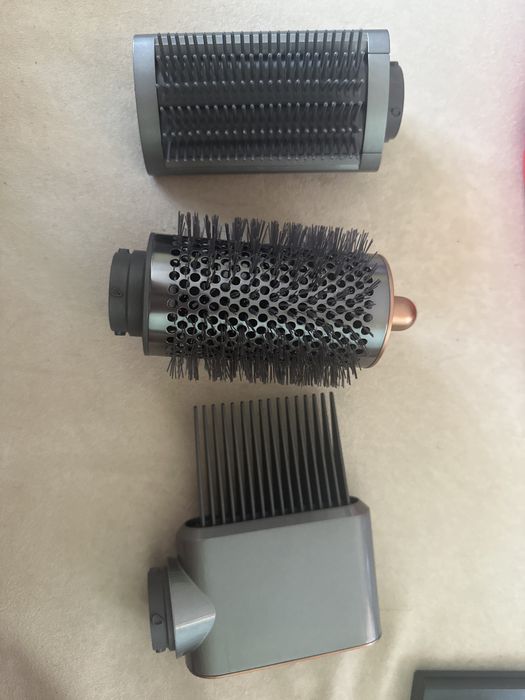 Приставки четки и гребен за dyson airwrap