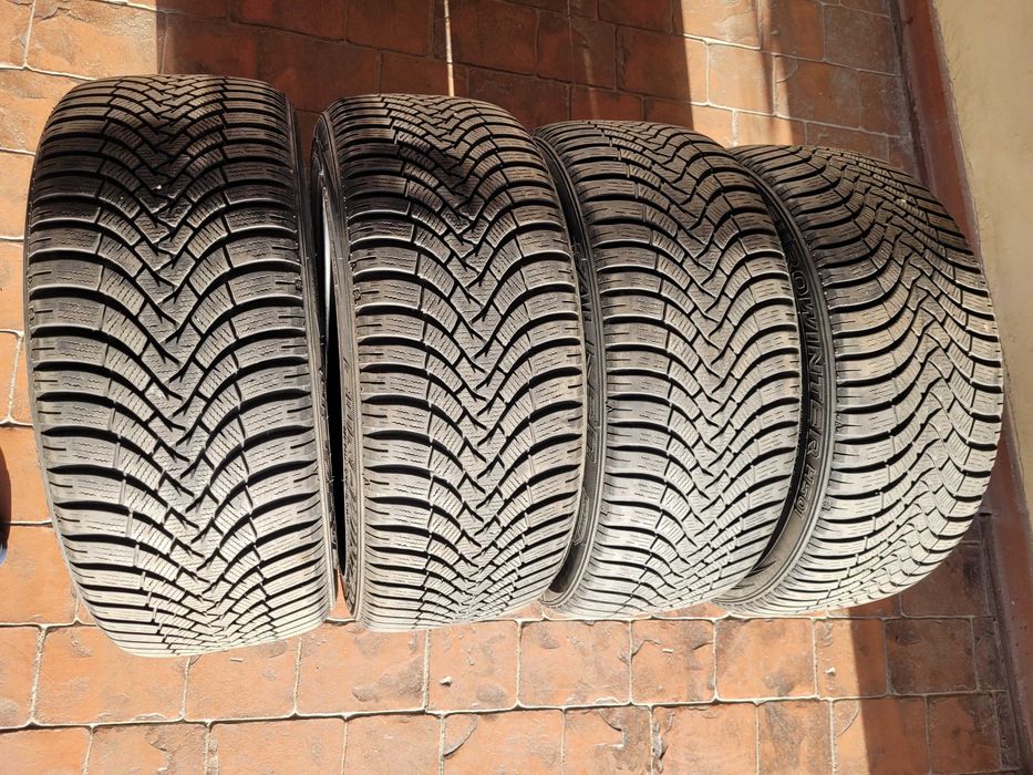 Продавам зимни гуми