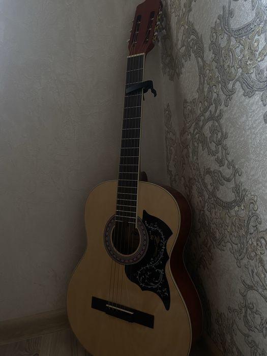 Гитара Адагио новая без повреждений