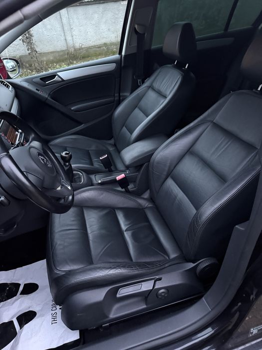 Vw Golf 6 156000 km bixenon/Piele/senzori -Import Germania