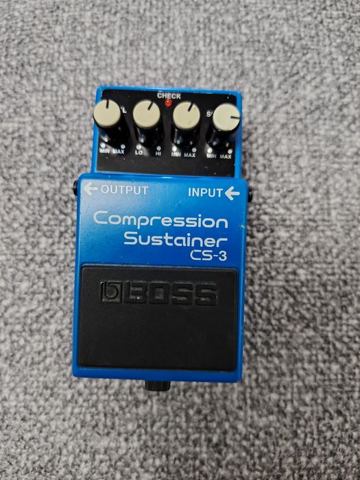 Vând pedala  compression sustainer Cs 3
