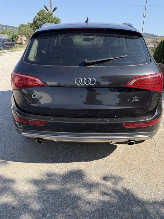 Audi Q5 3.0tdi  quattro 2010г на части  Имам няколко мотора 2.0tfsi 2.0tdi 3.0tdi bang Ccw Caha Cah Cag Caga Cdu ном 747
