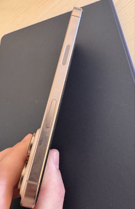 iPhone 16 Pro 128GB – Desert Titanium – Impecabil