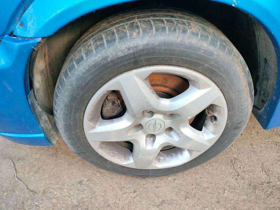 Dezmembrari  Opel ZAFIRA A (F75)  1999  > 2006 2.0 OPC Benzina