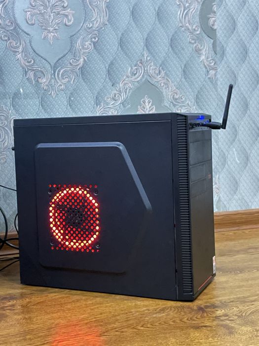 Kamyuter va manitor sotiladi qolgan$ narsalar bonusga beriladi