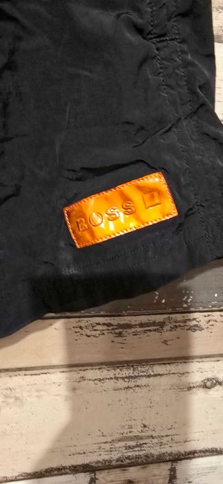 Hugo Boss M-мъжки бански (10-10)