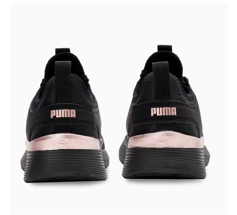 Кроссовки фирмы puma