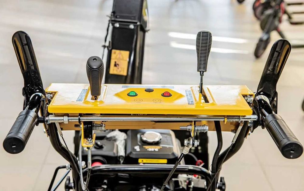 Снегоуборщик Huter SGC 6000