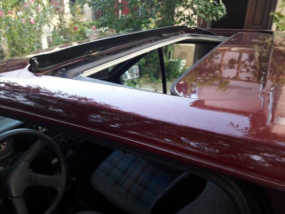 Продавам VW Polo 1993