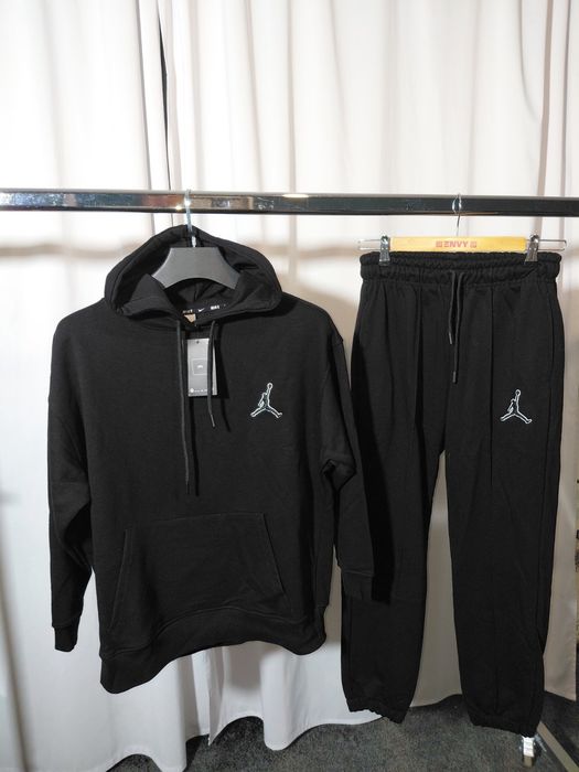 Нов мъжки екип Nike Jordan