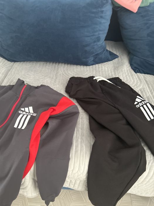 Haine si jucarii noi Detalii in privat…..