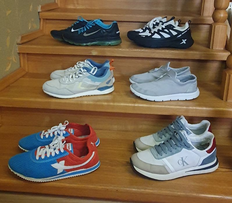 Продам спортивную обувь