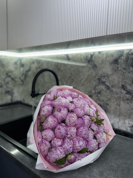 Продам букет, срочно пионы