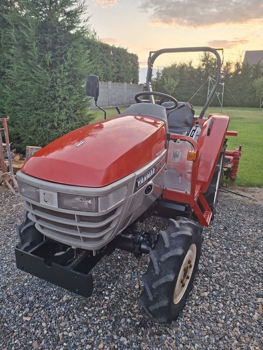 Tactor japonez kubota yanmar AF 24cp model mai nou  4x4
