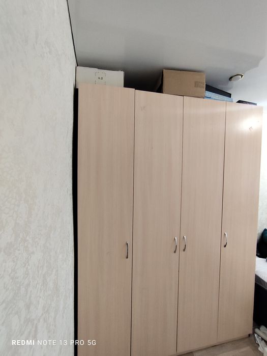 Продам шкаф распашной