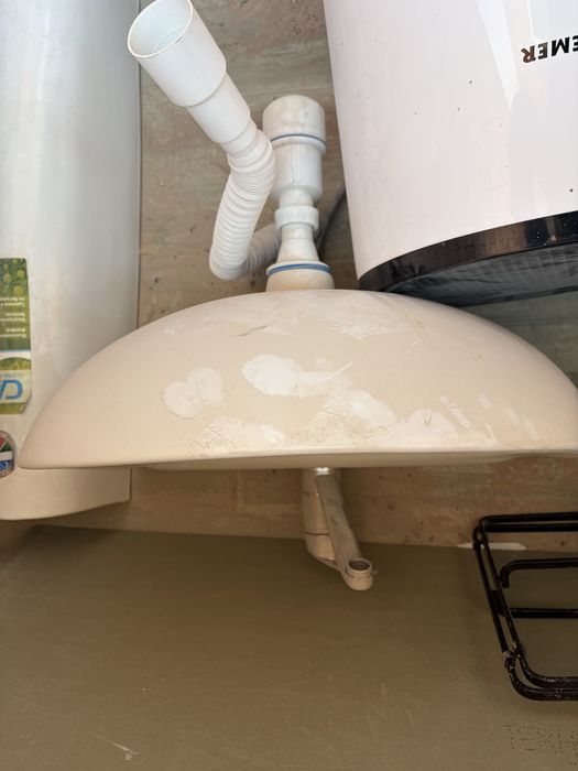 Раковина со сместилелем