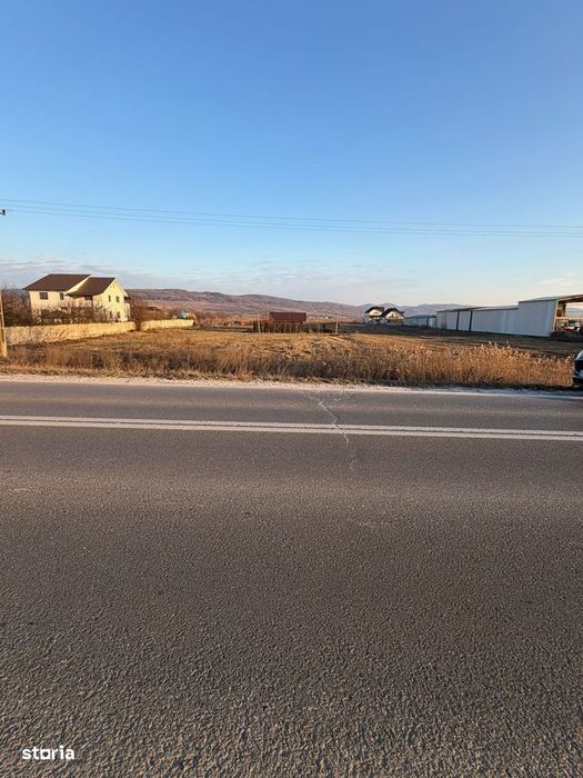 Vand Teren Intravilan , Intersesctia BUHOCI - TRAIAN