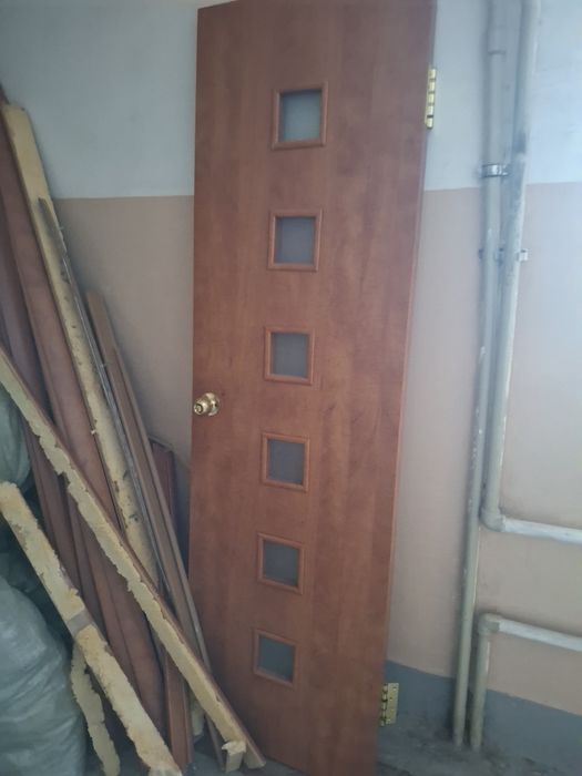 Двери ванной и туалет