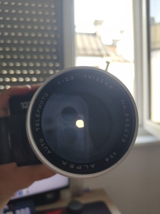 Лот лентови фотоапарати, обективи, преходници