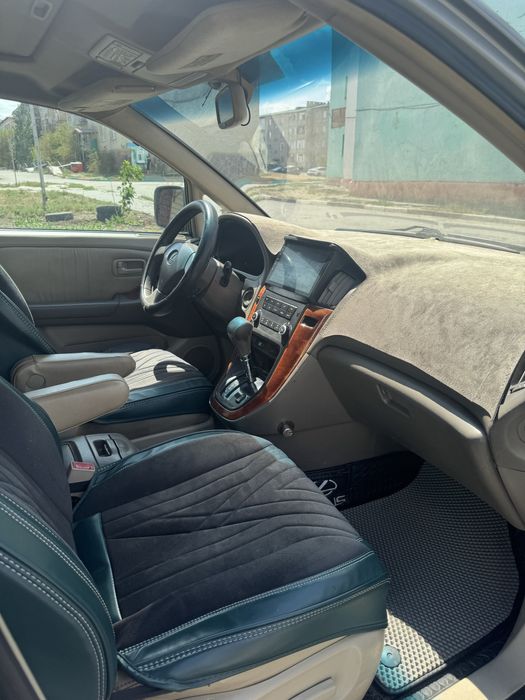 Продам Лексус рх300