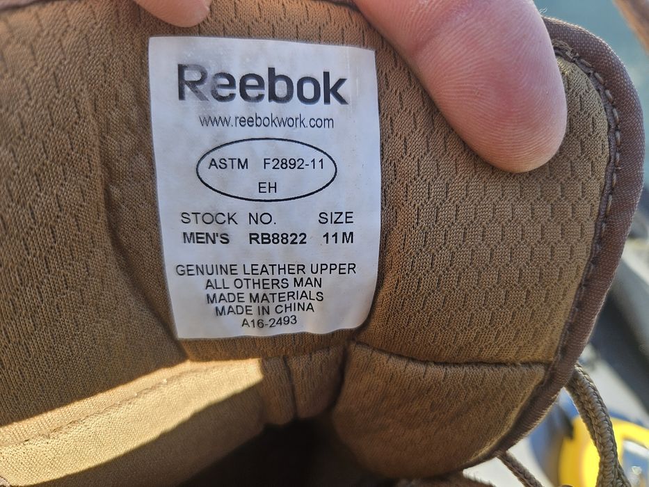 Bocanci vara Reebok 45