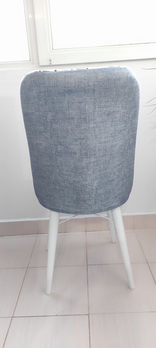 Vând set două scaune noi elegante