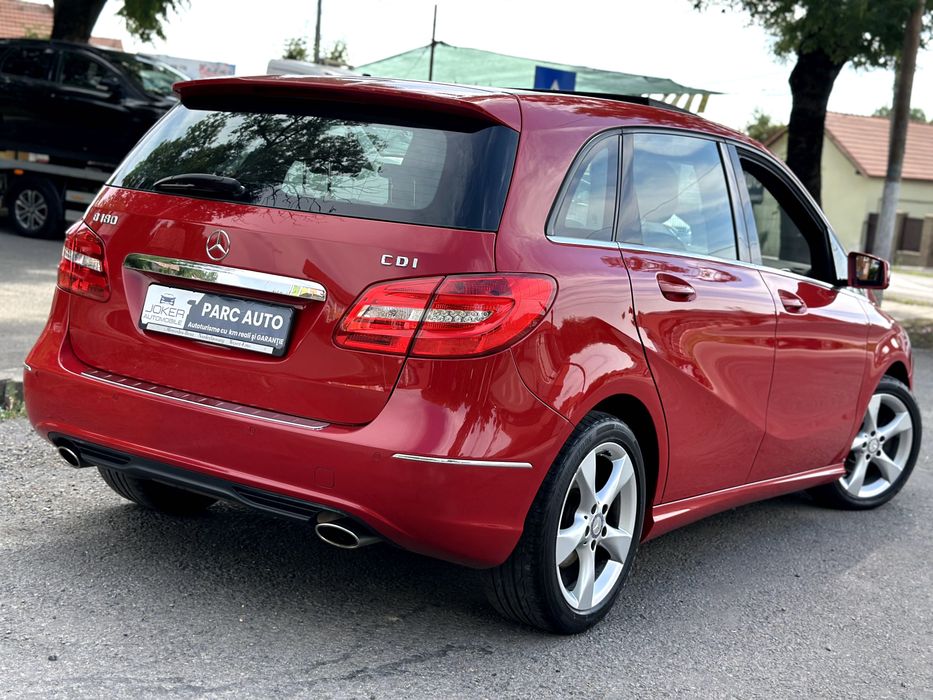 Mercedes B180CDI Avantgarde-Edition Full Extra Panoramic Piele Navi Xenon LED Garanție KmReali Vanzare si in Rate