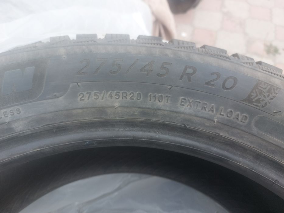 Продаются шины зимние