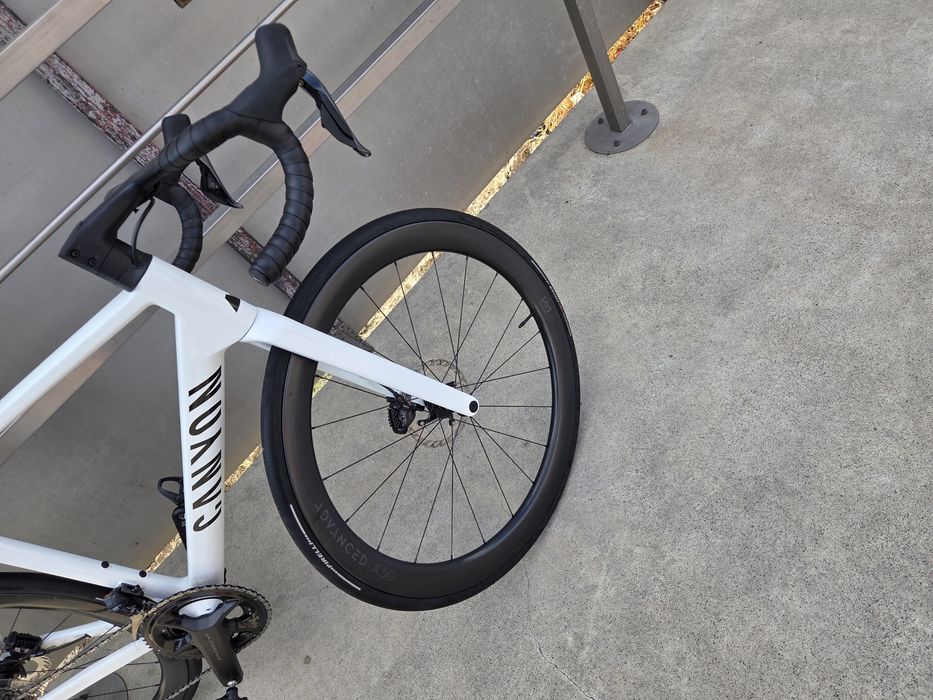 Bicicletă full carbon ultegra 2x12 di2