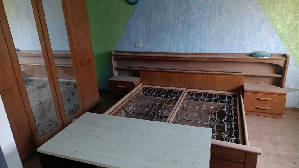 Birouri de 19 mm stejar (118 x 75 x 60 cm) sunt montate 12 bucati