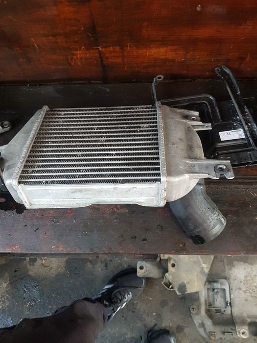 Кулер за Субару форестър Легаси 2.0д 2010г