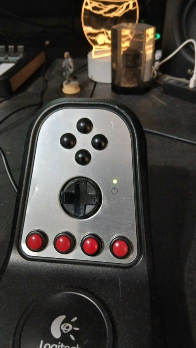 Продавам волан Logitech G27 – Отлично функционално състояние!