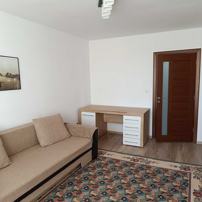 Ofer in chirie apartament cu trei camere Dambul Pietros
