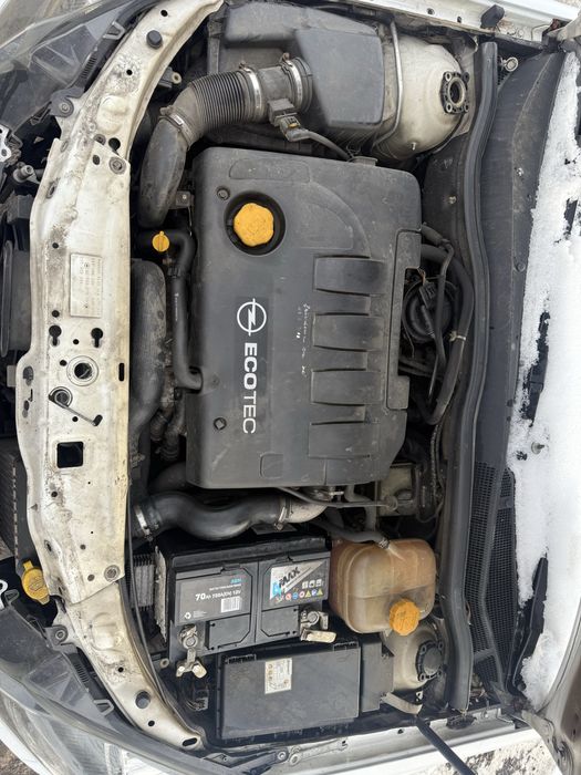 Dezmembrez Opel astra h 1.9 101cp