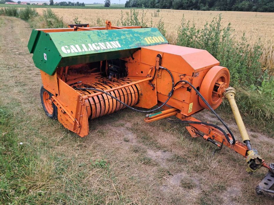 balotiera marca Gallignani model 1600