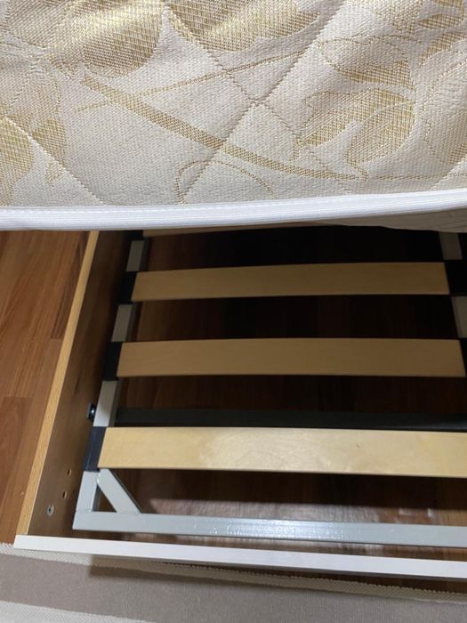 Продам кровать 200/120