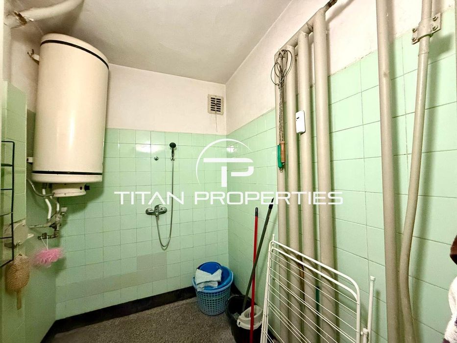 Многостаен апартамент за продажба в кв. Каменица 2