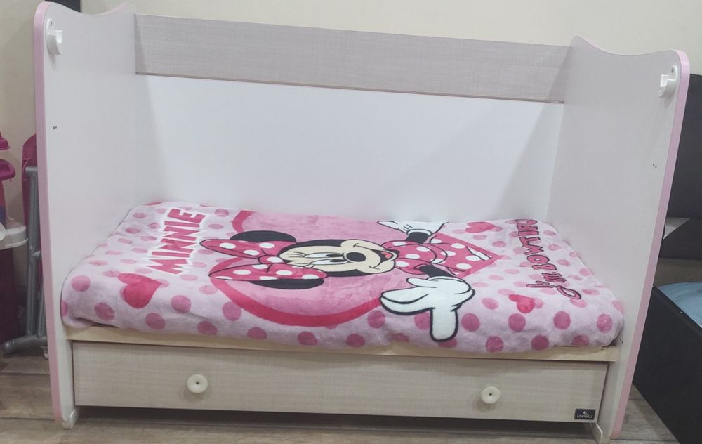 Като ново! Бебешко/детско легло Lorelli с матрак и протектор