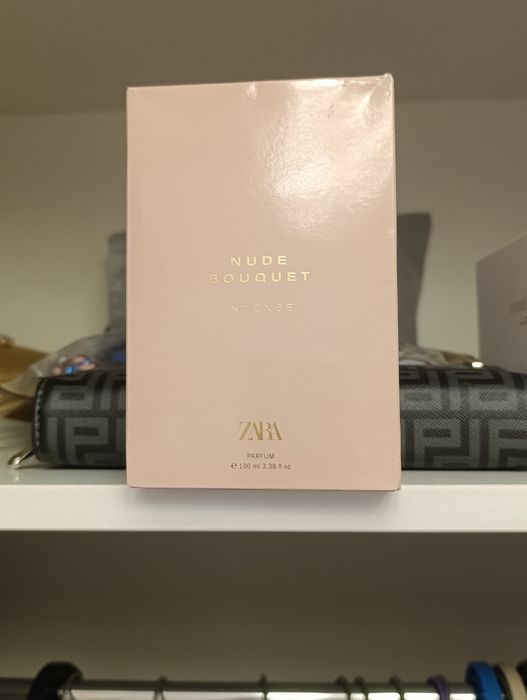 Привозной парфюм женский Zara