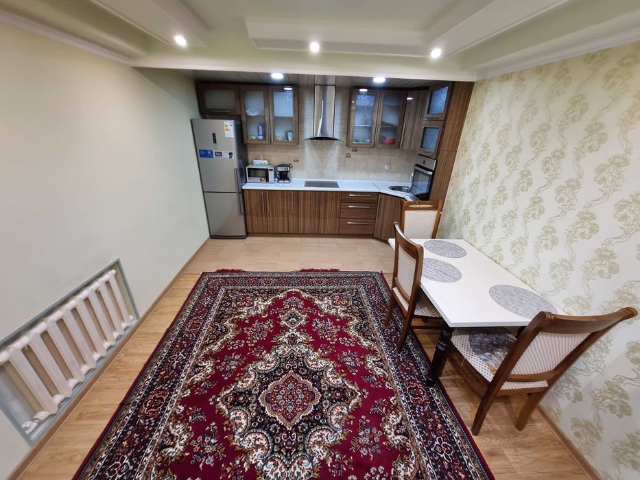 Срочно продам 3 комнат.квартиру возле Корзинка Крестик 40 лет