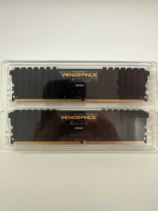 Kit RAM Corsair DDR4 32GB 3600MHz CL18 2X16GB Vengeance LPX