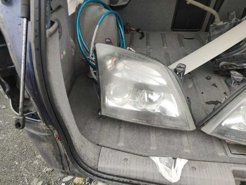 Фарове за Вектра Ц 2004г - преди фейс