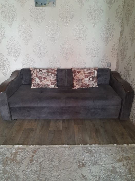 Продам диван и 2 кресла б/у