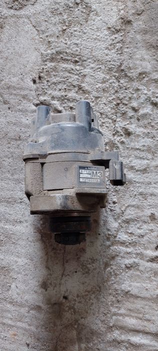 Трамблер на мазду 323