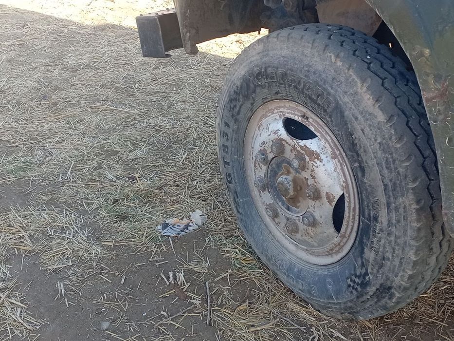 ZIL 130 sotiladi 1981-yil